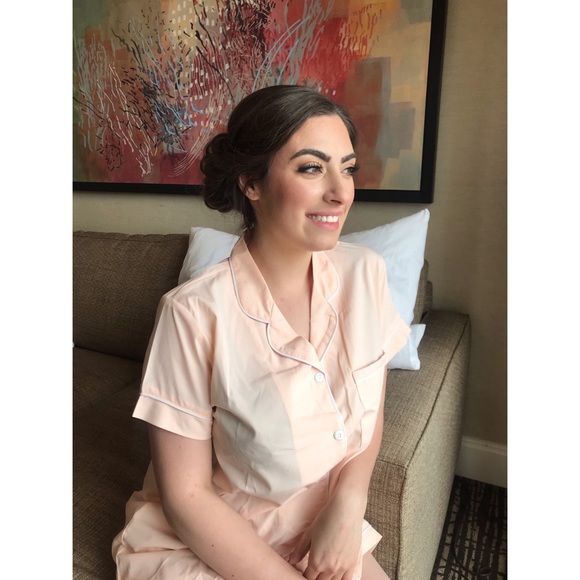 🌿MEET YOUR POSHER🌿 - Picture 2 of 8